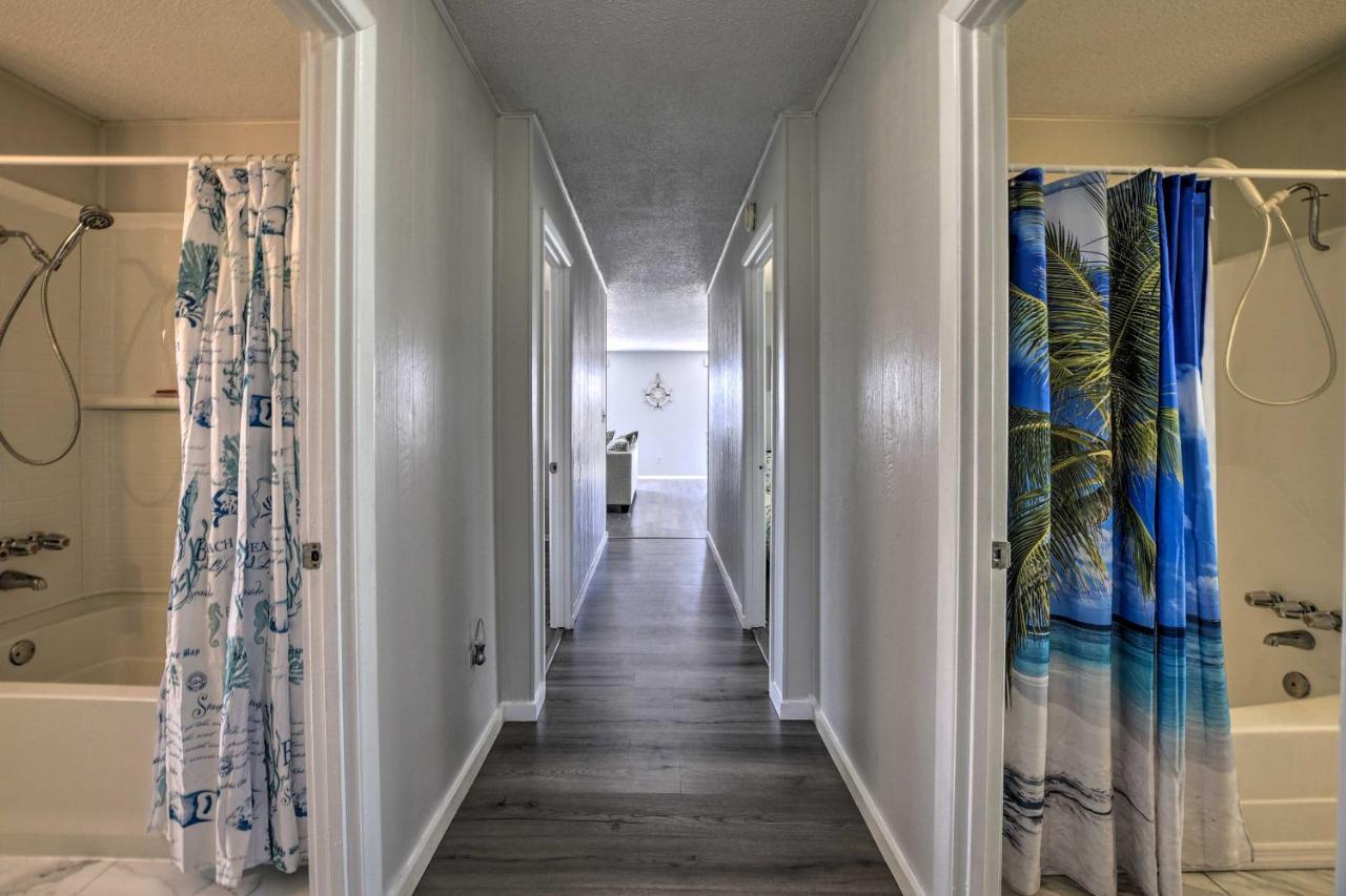 Oak Island Beach Abode With Deck Walk To Shore! Exteriér fotografie